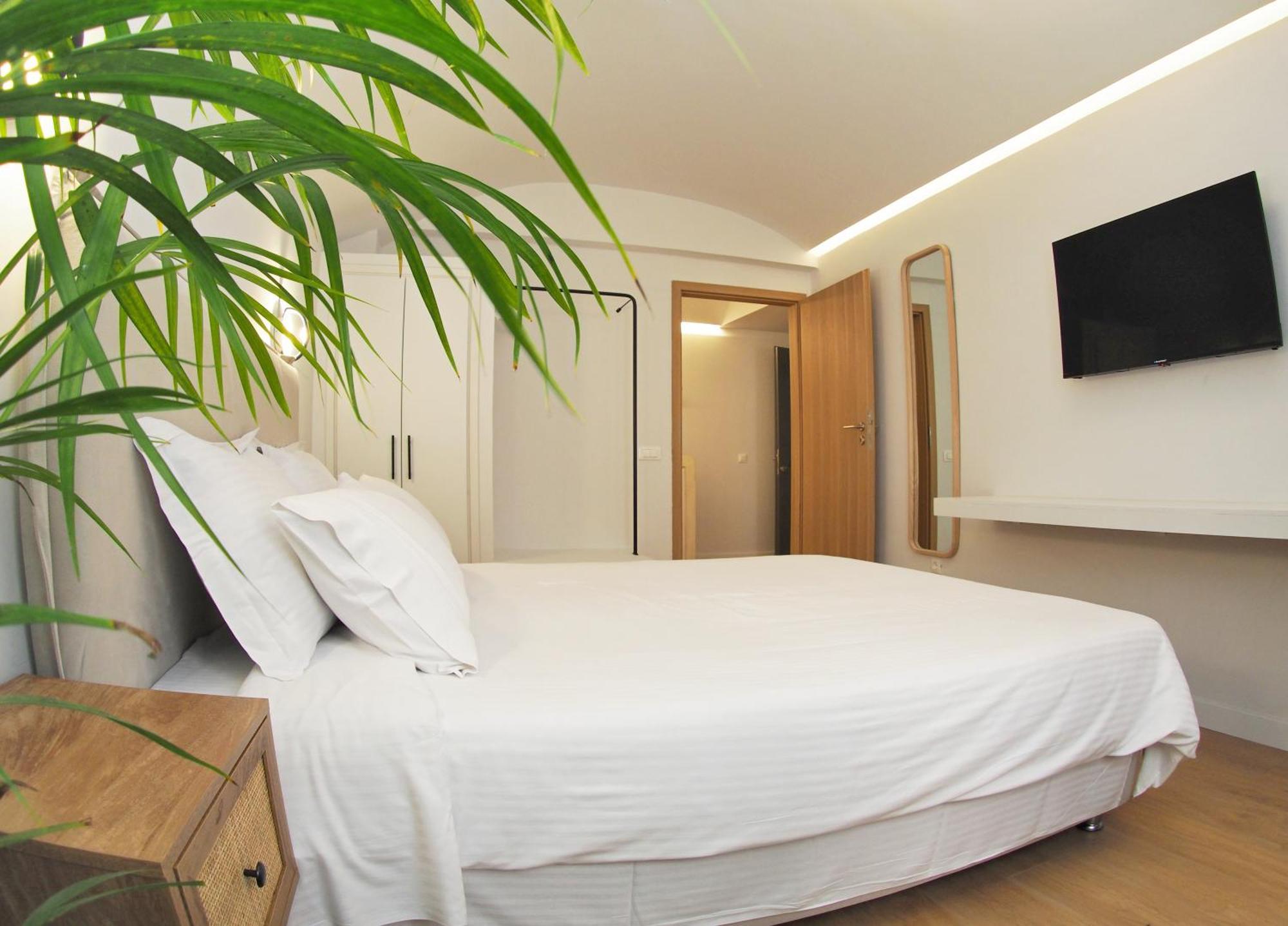 Times Elegant Rooms Ermupoli Exteriér fotografie